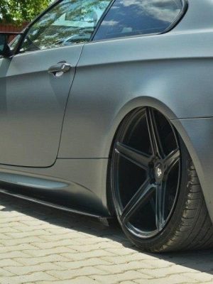 BMW M3 E92 / E93 - Lâminas para Embaladeiras RACING | BM-3-92-M-CNC-SD1A | Produto Maxton Design distribuído por Unicartuning. BMW M3 E92 / E93 - Lâminas para Embaladeiras RACING | BM-3-92-M-CNC-SD1A | Produto Maxton Design distribuído por Unicartuning.