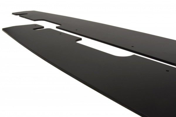BMW M3 E92 / E93 - Lâminas para Embaladeiras RACING | BM-3-92-M-CNC-SD1A | Produto Maxton Design distribuído por Unicartuning. BMW M3 E92 / E93 - Lâminas para Embaladeiras RACING | BM-3-92-M-CNC-SD1A | Produto Maxton Design distribuído por Unicartuning.