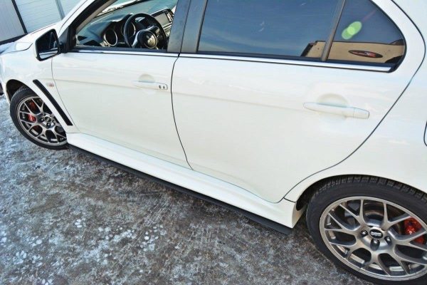 Mitsubishi Lancer Evo X - Lâminas para Embaladeiras RACING | MI-LA-10-EVO-CNC-SD1A | Produto Maxton Design distribuído por Unicartuning. Mitsubishi Lancer Evo X - Lâminas para Embaladeiras RACING | MI-LA-10-EVO-CNC-SD1A | Produto Maxton Design distribuído por Unicartuning.
