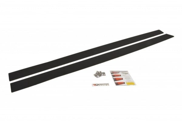 Seat Leon III Cupra / FR - Lâminas para Embaladeiras RACING | SE-LE-3-FR-CNC-SD1A | Produto Maxton Design distribuído por Unicartuning.