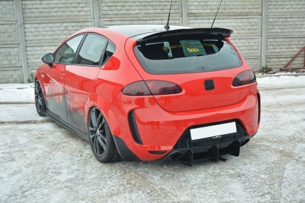 Seat Leon Mk2 MS Design - Difusor traseiro | SE-LE-2-MS-CNC-RS1A | Produto Maxton Design distribuído por Unicartuning. Seat Leon Mk2 MS Design - Difusor traseiro | SE-LE-2-MS-CNC-RS1A | Produto Maxton Design distribuído por Unicartuning.