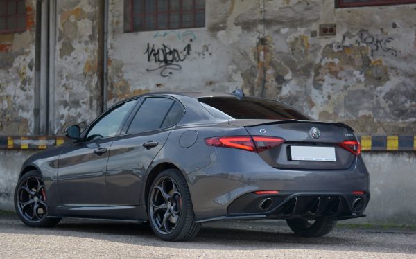 Alfa Romeo Giulia Veloce - Splitters laterais traseiros | AL-GI-1-VEL-RSD1G | Produto Maxton Design distribuído por Unicartuning. Alfa Romeo Giulia Veloce - Splitters laterais traseiros | AL-GI-1-VEL-RSD1G | Produto Maxton Design distribuído por Unicartuning.