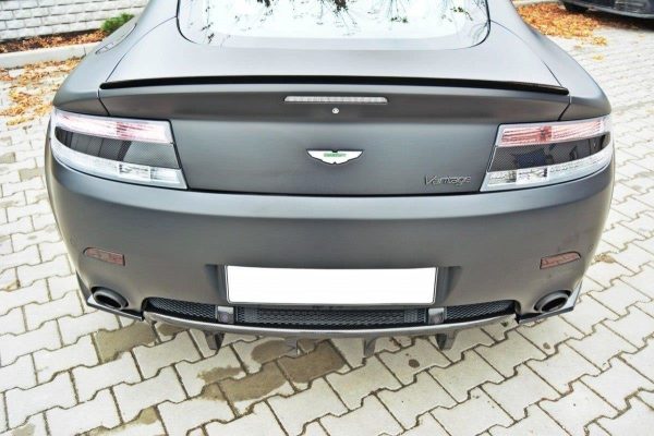 Aston Martin V8 Vantage - Splitters laterais traseiros | AM-V8-VA-1-RSD1G | Produto Maxton Design distribuído por Unicartuning. Aston Martin V8 Vantage - Splitters laterais traseiros | AM-V8-VA-1-RSD1G | Produto Maxton Design distribuído por Unicartuning.