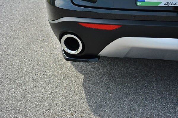 Alfa Romeo Stelvio - Splitters laterais traseiros | AL-ST-1-RSD1G | Produto Maxton Design distribuído por Unicartuning. Alfa Romeo Stelvio - Splitters laterais traseiros | AL-ST-1-RSD1G | Produto Maxton Design distribuído por Unicartuning.