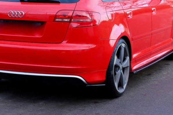 Audi RS3 8P - Splitters laterais traseiros | AU-RS3-8P-RSD1G | Produto Maxton Design distribuído por Unicartuning. Audi RS3 8P - Splitters laterais traseiros | AU-RS3-8P-RSD1G | Produto Maxton Design distribuído por Unicartuning.