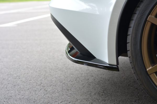 Jaguar F-type - Splitters laterais traseiros | JA-F-TYPE-1-RSD1G | Produto Maxton Design distribuído por Unicartuning. Jaguar F-type - Splitters laterais traseiros | JA-F-TYPE-1-RSD1G | Produto Maxton Design distribuído por Unicartuning.