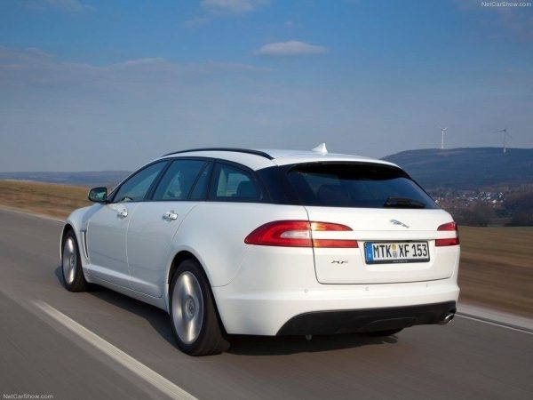 Jaguar Xf X250 (facelift) - Splitters laterais traseiros | JA-XF-1F-SB-RSD1G | Produto Maxton Design distribuído por Unicartuning. Jaguar Xf X250 (facelift) - Splitters laterais traseiros | JA-XF-1F-SB-RSD1G | Produto Maxton Design distribuído por Unicartuning.