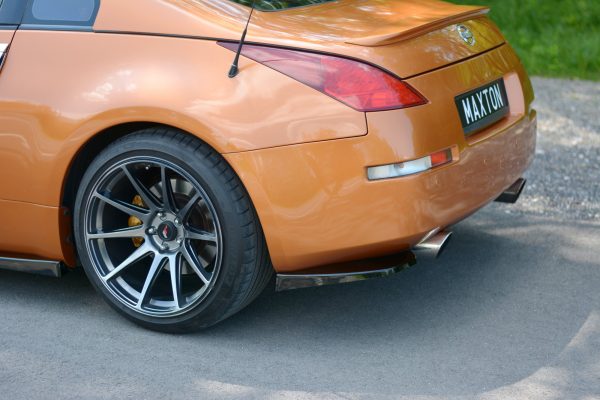 Nissan 350z - Splitters laterais traseiros | NI-350-RSD1G | Produto Maxton Design distribuído por Unicartuning.