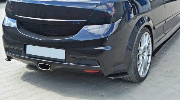 Opel Astra H (para OPC / VXR) - Splitters laterais traseiros | OP-AS-3-OPC-RSD1G | Produto Maxton Design distribuído por Unicartuning. Opel Astra H (para OPC / VXR) - Splitters laterais traseiros | OP-AS-3-OPC-RSD1G | Produto Maxton Design distribuído por Unicartuning.