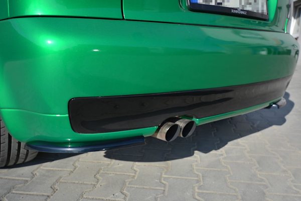 Audi S3 8L - Splitters laterais traseiros V.1 | AU-S3-8L-RSD1G | Produto Maxton Design distribuído por Unicartuning. Audi S3 8L - Splitters laterais traseiros V.1 | AU-S3-8L-RSD1G | Produto Maxton Design distribuído por Unicartuning.