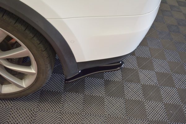 Tesla Model X - Splitters laterais traseiros V.1 | TE-MODELX-RSD1G | Produto Maxton Design distribuído por Unicartuning.