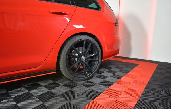 Volkswagen Golf VII GTI - Splitters laterais traseiros V.2 | VW-GO-7F-R-VA-RSD2RED | Produto Maxton Design distribuído por Unicartuning. Volkswagen Golf VII GTI - Splitters laterais traseiros V.2 | VW-GO-7F-R-VA-RSD2RED | Produto Maxton Design distribuído por Unicartuning.