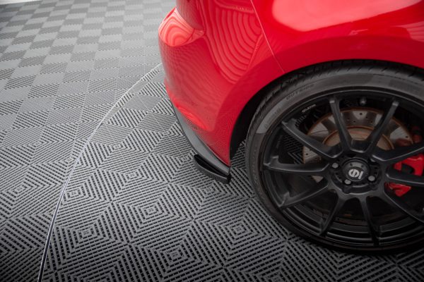Volkswagen Golf Mk7 GTI ClubSport  - Splitters laterais traseiros | VW-GO-7-GTI-CS-RSD1G | Produto Maxton Design distribuído por Unicartuning.