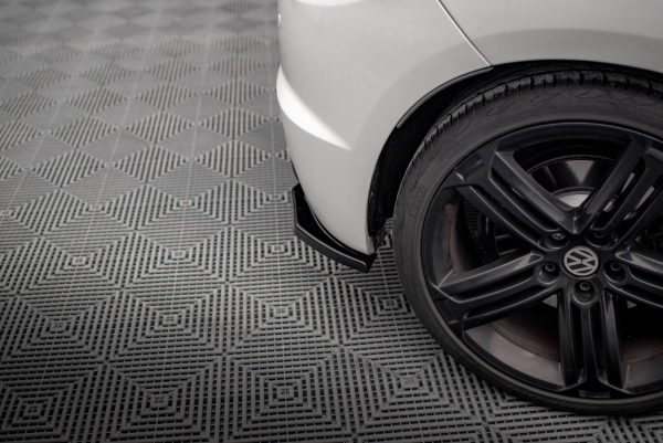 Volkswagen Scirocco R Mk3 - Splitters laterais traseiros | VW-SC-3-R-RSD1G | Produto Maxton Design distribuído por Unicartuning. Volkswagen Scirocco R Mk3 - Splitters laterais traseiros | VW-SC-3-R-RSD1G | Produto Maxton Design distribuído por Unicartuning.
