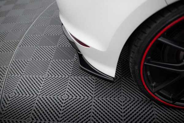 Volkswagen Golf R Mk7 - Splitters laterais traseiros V.2 | VW-GO-7-R-RSD2G | Produto Maxton Design distribuído por Unicartuning.