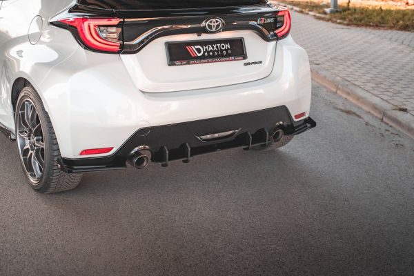 Toyota GR Yaris Mk4 - RACING Durability Difusor traseiro | TOYA4GR4CNC-RS1B+BRBI | Produto Maxton Design distribuído por Unicartuning.