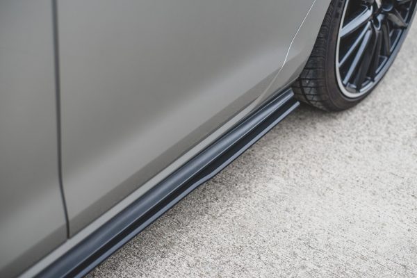Volkswagen Golf VII GTI ClubSport - RACING Durability Lâminas para Embaladeiras | VWGO7GTICNC-SD1BRB | Produto Maxton Design distribuído por Unicartuning. Volkswagen Golf VII GTI ClubSport - RACING Durability Lâminas para Embaladeiras | VWGO7GTICNC-SD1BRB | Produto Maxton Design distribuído por Unicartuning.