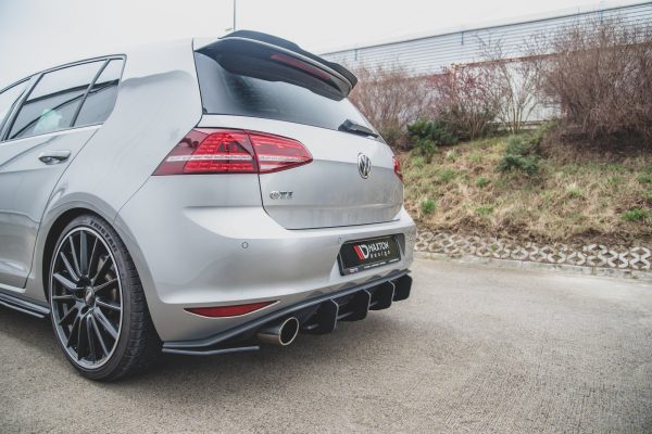 Volkswagen Golf 7 GTI - RACING Durability Difusor traseiro V.2 | VWGO7GTICNC-RS2B+BRBI | Produto Maxton Design distribuído por Unicartuning. Volkswagen Golf 7 GTI - RACING Durability Difusor traseiro V.2 | VWGO7GTICNC-RS2B+BRBI | Produto Maxton Design distribuído por Unicartuning.