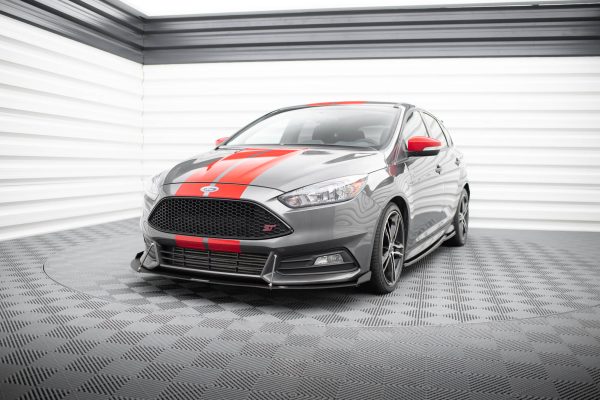 Ford Focus ST Mk3 Fl - Lâmina RACING frontal V.2 | FO-FO-3F-ST-CNC-FD2A | Produto Maxton Design distribuído por Unicartuning. Ford Focus ST Mk3 Fl - Lâmina RACING frontal V.2 | FO-FO-3F-ST-CNC-FD2A | Produto Maxton Design distribuído por Unicartuning.