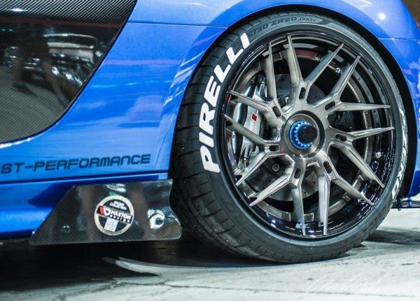 Audi R8 Mk.2 - Lâminas para Embaladeiras RACING | AU-R8-2-CNC-SD1A | Produto Maxton Design distribuído por Unicartuning. Audi R8 Mk.2 - Lâminas para Embaladeiras RACING | AU-R8-2-CNC-SD1A | Produto Maxton Design distribuído por Unicartuning.