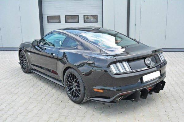 Ford Mustang GT Mk6 - Lâminas para Embaladeiras RACING | FO-MU-6-GT-CNC-SD1A | Produto Maxton Design distribuído por Unicartuning. Ford Mustang GT Mk6 - Lâminas para Embaladeiras RACING | FO-MU-6-GT-CNC-SD1A | Produto Maxton Design distribuído por Unicartuning.