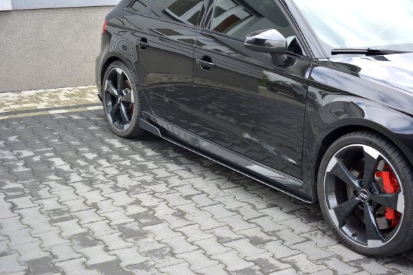 Audi RS3 8V Fl Sportback - Lâminas para Embaladeiras RACING V.2 | AU-RS3-8VF-CNC-SD2A | Produto Maxton Design distribuído por Unicartuning.