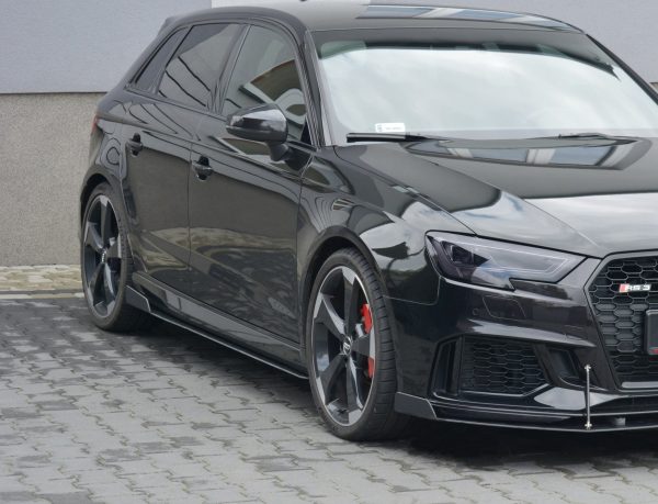 Audi RS3 8V Fl Sportback - Lâminas para Embaladeiras RACING V.2 | AU-RS3-8VF-CNC-SD2A | Produto Maxton Design distribuído por Unicartuning.