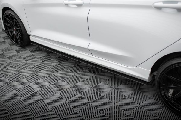 Ford Fiesta Mk8 ST / ST-line - Lâminas para Embaladeiras RACING V.2 | FO-FI-8-STLINE-CNC-SD2A | Produto Maxton Design distribuído por Unicartuning. Ford Fiesta Mk8 ST / ST-line - Lâminas para Embaladeiras RACING V.2 | FO-FI-8-STLINE-CNC-SD2A | Produto Maxton Design distribuído por Unicartuning.