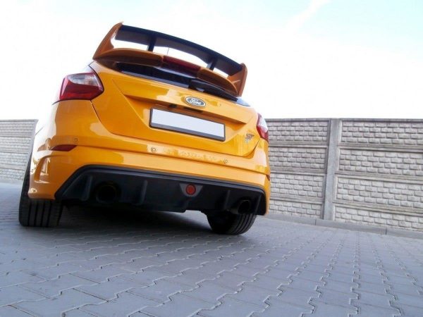 Ford Focus RS Mk3 - Pára-choques traseiro (RS Look) | FO-FO-3-RS-R1F | Produto Maxton Design distribuído por Unicartuning. Ford Focus RS Mk3 - Pára-choques traseiro (RS Look) | FO-FO-3-RS-R1F | Produto Maxton Design distribuído por Unicartuning.