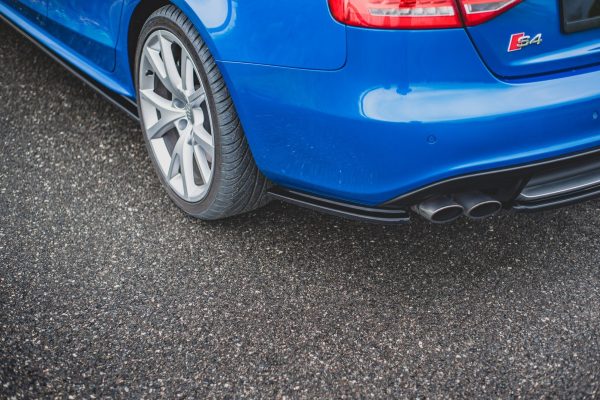 Audi S4 / A4 S-Line B8 Sedan - Splitters laterais traseiros | AU-S4-B8-RSD1G | Produto Maxton Design distribuído por Unicartuning. Audi S4 / A4 S-Line B8 Sedan - Splitters laterais traseiros | AU-S4-B8-RSD1G | Produto Maxton Design distribuído por Unicartuning.