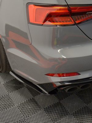 Audi S5 F5 Coupé - Splitters laterais traseiros | AU-S5-2-FRSD1FP | Produto Maxton Design distribuído por Unicartuning. Audi S5 F5 Coupé - Splitters laterais traseiros | AU-S5-2-FRSD1FP | Produto Maxton Design distribuído por Unicartuning.