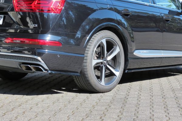 Audi SQ7 / Q7 S-Line Mk.2 - Splitters laterais traseiros | AU-SQ7-2-RSD1G | Produto Maxton Design distribuído por Unicartuning. Audi SQ7 / Q7 S-Line Mk.2 - Splitters laterais traseiros | AU-SQ7-2-RSD1G | Produto Maxton Design distribuído por Unicartuning.