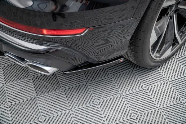 Audi SQ8 Mk1 - Splitters laterais traseiros | AU-SQ8-1F-RSD1G | Produto Maxton Design distribuído por Unicartuning. Audi SQ8 Mk1 - Splitters laterais traseiros | AU-SQ8-1F-RSD1G | Produto Maxton Design distribuído por Unicartuning.