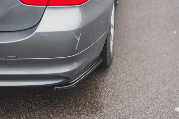 BMW 3 Touring E91 - Splitters laterais traseiros | BM-3-91-RSD1G | Produto Maxton Design distribuído por Unicartuning. BMW 3 Touring E91 - Splitters laterais traseiros | BM-3-91-RSD1G | Produto Maxton Design distribuído por Unicartuning.