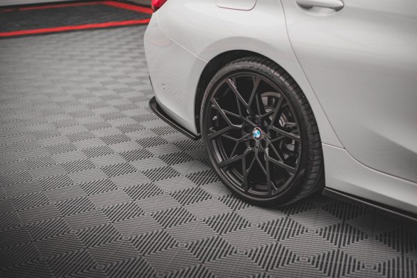 BMW 3 G20 / G21 - Splitters laterais traseiros | BM-3-20-RSD1G | Produto Maxton Design distribuído por Unicartuning. BMW 3 G20 / G21 - Splitters laterais traseiros | BM-3-20-RSD1G | Produto Maxton Design distribuído por Unicartuning.