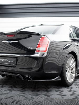 Chrysler 300 Mk2 - Splitters laterais traseiros | CHR-300C-2-RSD1G | Produto Maxton Design distribuído por Unicartuning.