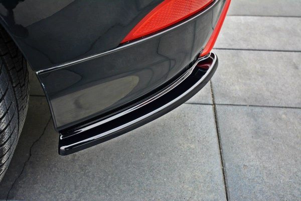 Ford Focus ST Mk3 (facelift) RS-look - Splitters laterais traseiros | FO-FO-3F-STLINE-RSD1G | Produto Maxton Design distribuído por Unicartuning. Ford Focus ST Mk3 (facelift) RS-look - Splitters laterais traseiros | FO-FO-3F-STLINE-RSD1G | Produto Maxton Design distribuído por Unicartuning.