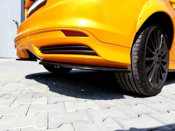 Ford Focus ST Mk3 Estate - Splitters laterais traseiros | FO-FO-3-ST-RSD1G | Produto Maxton Design distribuído por Unicartuning. Ford Focus ST Mk3 Estate - Splitters laterais traseiros | FO-FO-3-ST-RSD1G | Produto Maxton Design distribuído por Unicartuning.