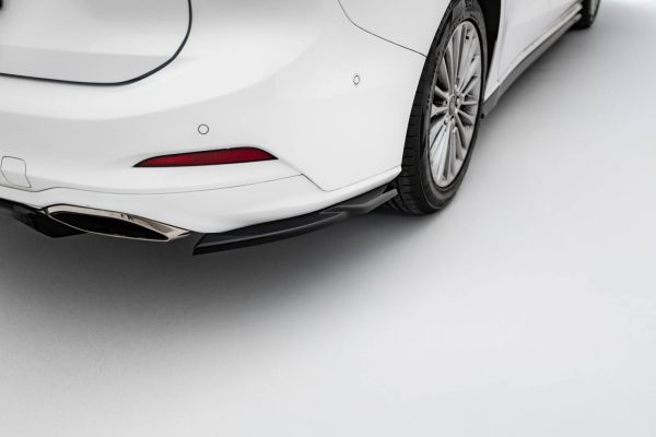 Ford Focus Vignale Mk4 - Splitters laterais traseiros | FO-FO-4-VG-ES-RSD1G | Produto Maxton Design distribuído por Unicartuning.
