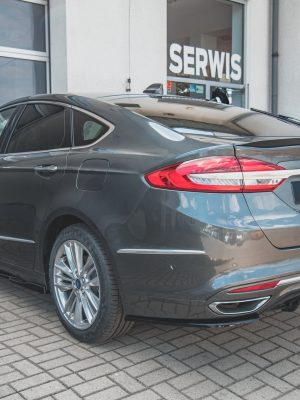 Ford Mondeo Mk5 - Splitters laterais traseiros | FO-MO-5F-VG-RSD1G | Produto Maxton Design distribuído por Unicartuning.