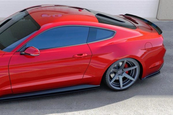Ford Mustang Mk6 - Splitters laterais traseiros | FO-MU-6-RSD1G | Produto Maxton Design distribuído por Unicartuning.