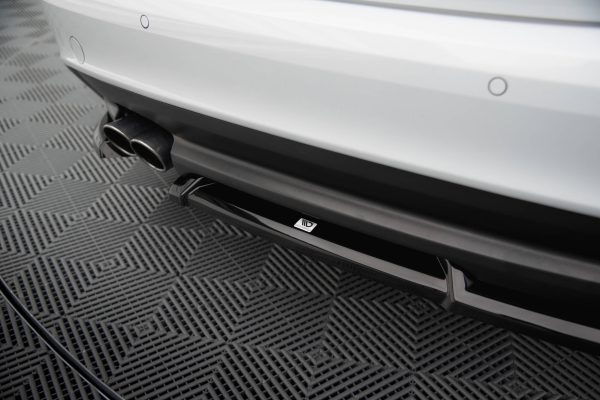 Jaguar Xe R-Sport X760 - Splitters laterais traseiros | JA-XE-1-RSPORT-RSD1G | Produto Maxton Design distribuído por Unicartuning. Jaguar Xe R-Sport X760 - Splitters laterais traseiros | JA-XE-1-RSPORT-RSD1G | Produto Maxton Design distribuído por Unicartuning.