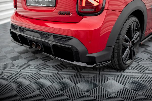 Mini Cooper S John Cooper Works F55 (facelift) - Splitters laterais traseiros | MC-3F-56-JCW-5D-RSD1G | Produto Maxton Design distribuído por Unicartuning. Mini Cooper S John Cooper Works F55 (facelift) - Splitters laterais traseiros | MC-3F-56-JCW-5D-RSD1G | Produto Maxton Design distribuído por Unicartuning.