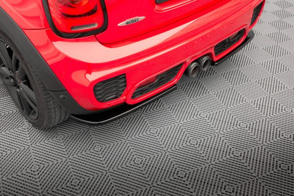 Mini Cooper S John Cooper Works F56 - Splitters laterais traseiros | MC-S-3-56-JCW-RSD2G | Produto Maxton Design distribuído por Unicartuning. Mini Cooper S John Cooper Works F56 - Splitters laterais traseiros | MC-S-3-56-JCW-RSD2G | Produto Maxton Design distribuído por Unicartuning.