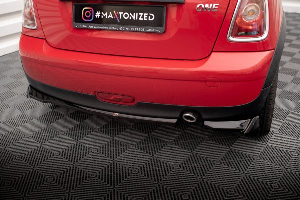 Mini One R56 - Splitters laterais traseiros | MC-ONE-2-RSD1G | Produto Maxton Design distribuído por Unicartuning.