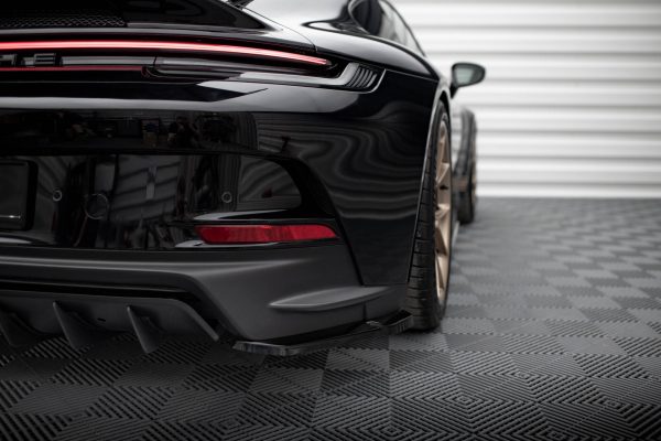 Porsche 911 992 GT3 - Splitters laterais traseiros | PO-911-992-GT3-RSD1G | Produto Maxton Design distribuído por Unicartuning. Porsche 911 992 GT3 - Splitters laterais traseiros | PO-911-992-GT3-RSD1G | Produto Maxton Design distribuído por Unicartuning.