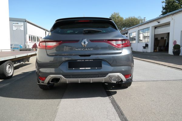 Renault Megane IV RS - Splitters laterais traseiros | RE-ME-4-GTLINE-RSD1G | Produto Maxton Design distribuído por Unicartuning. Renault Megane IV RS - Splitters laterais traseiros | RE-ME-4-GTLINE-RSD1G | Produto Maxton Design distribuído por Unicartuning.