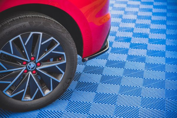 Skoda Kamiq - Splitters laterais traseiros | SK-KM-1-RSD1G | Produto Maxton Design distribuído por Unicartuning. Skoda Kamiq - Splitters laterais traseiros | SK-KM-1-RSD1G | Produto Maxton Design distribuído por Unicartuning.