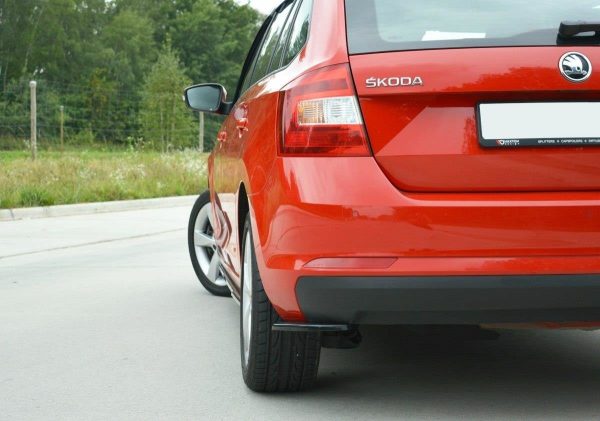 Skoda Rapid - Splitters laterais traseiros | SK-RA-1-SB-RSD1G | Produto Maxton Design distribuído por Unicartuning.