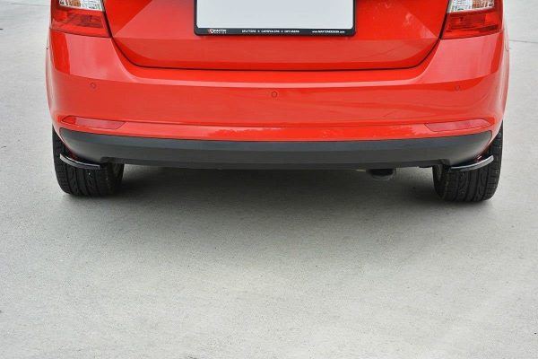 Skoda Rapid - Splitters laterais traseiros | SK-RA-1-SB-RSD1G | Produto Maxton Design distribuído por Unicartuning.